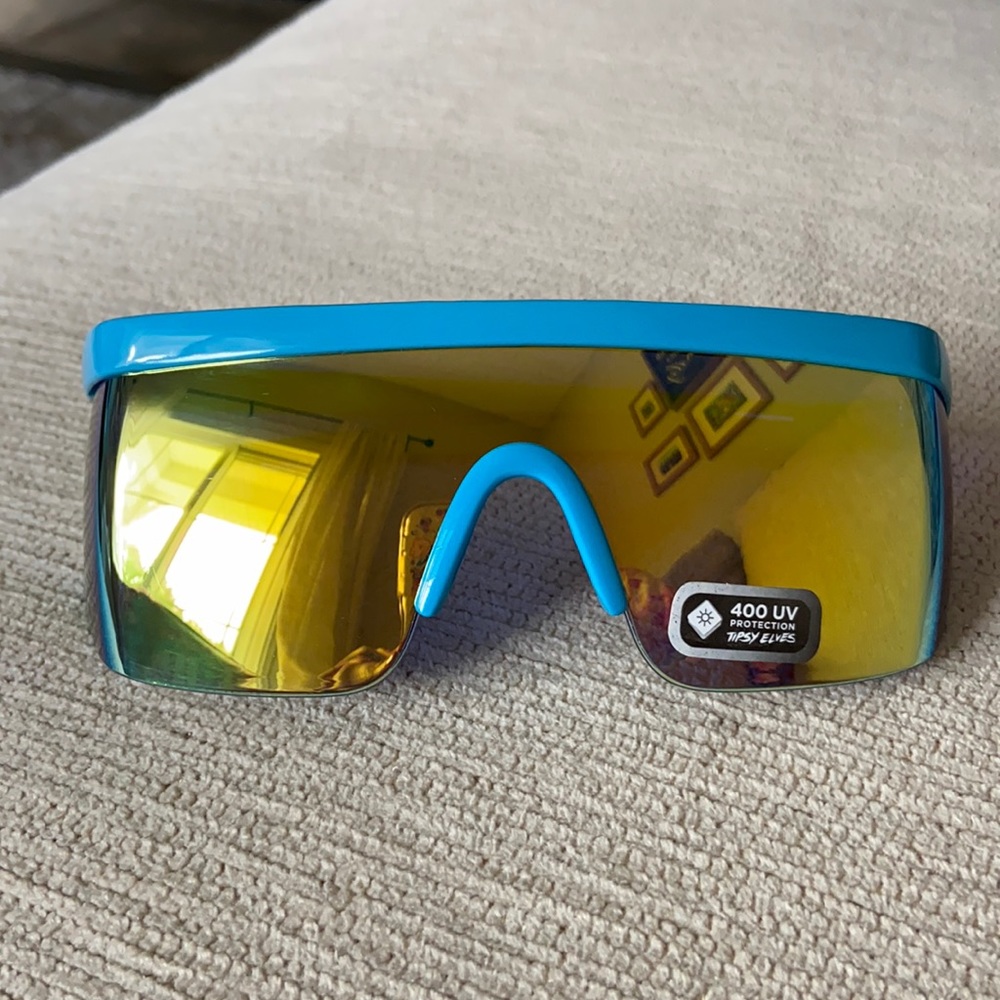 NWT Tipsy Elves Sunglasses